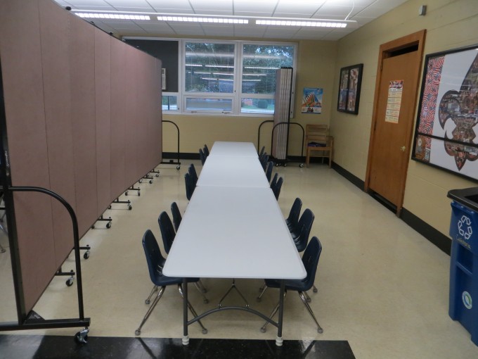 classroom room divider 