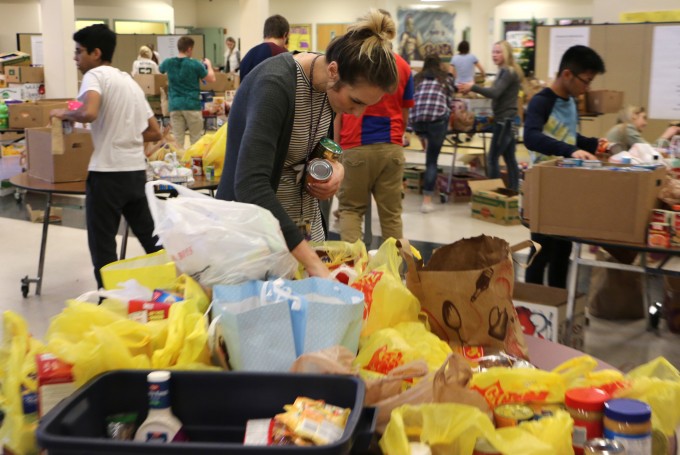 Sumner High School Food Pantry Distribution