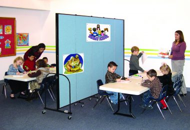 Screenflex Room Dividers Separate a Classroom